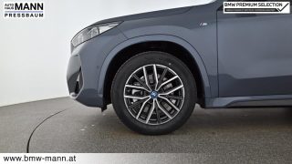 BMW iX1 xDrive30 M SPORTPAKET