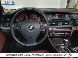 BMW 520i
