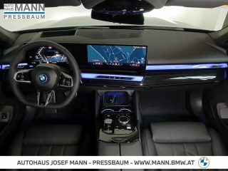 BMW i5 xDrive40 M SPORT EDITION