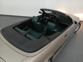 BMW 325i Cabrio Aut.
