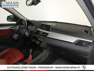 BMW X1 xDrive18d LEDER
