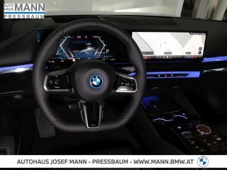 BMW i5 xDrive40 M SPORT EDITION