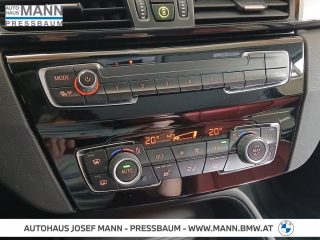 BMW X1 xDrive18d LEDER