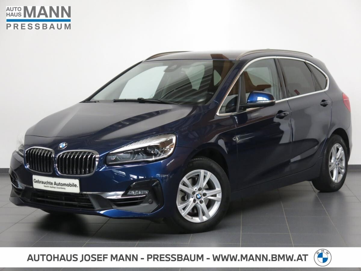 BMW 218i LUXURY LINE