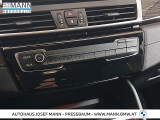 BMW 218i LUXURY LINE