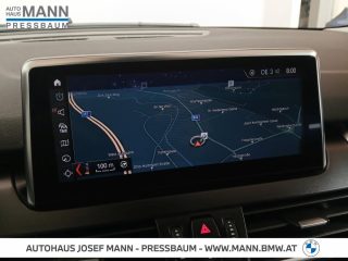 BMW 218i LUXURY LINE