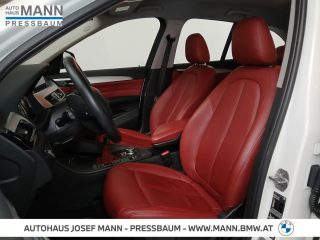 BMW X1 xDrive18d LEDER