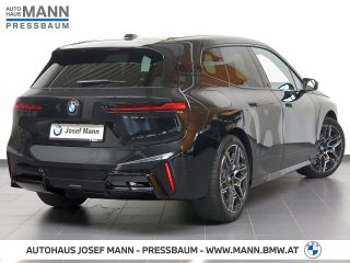 BMW iX xDrive45 101kWh