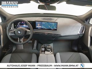 BMW iX xDrive45 101kWh