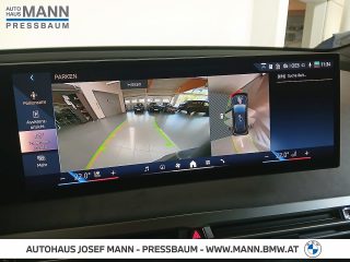 BMW iX xDrive45 101kWh