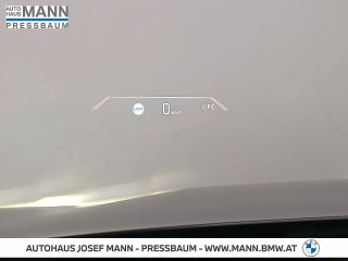 BMW iX xDrive45 101kWh
