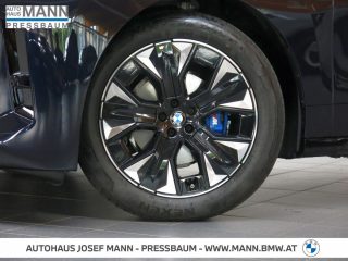 BMW iX xDrive45 M SPORTPAKET, INNOVATIONSPAKET
